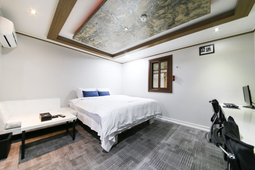 No.25 Hotel Busan Seomyeon Station Exteriör bild