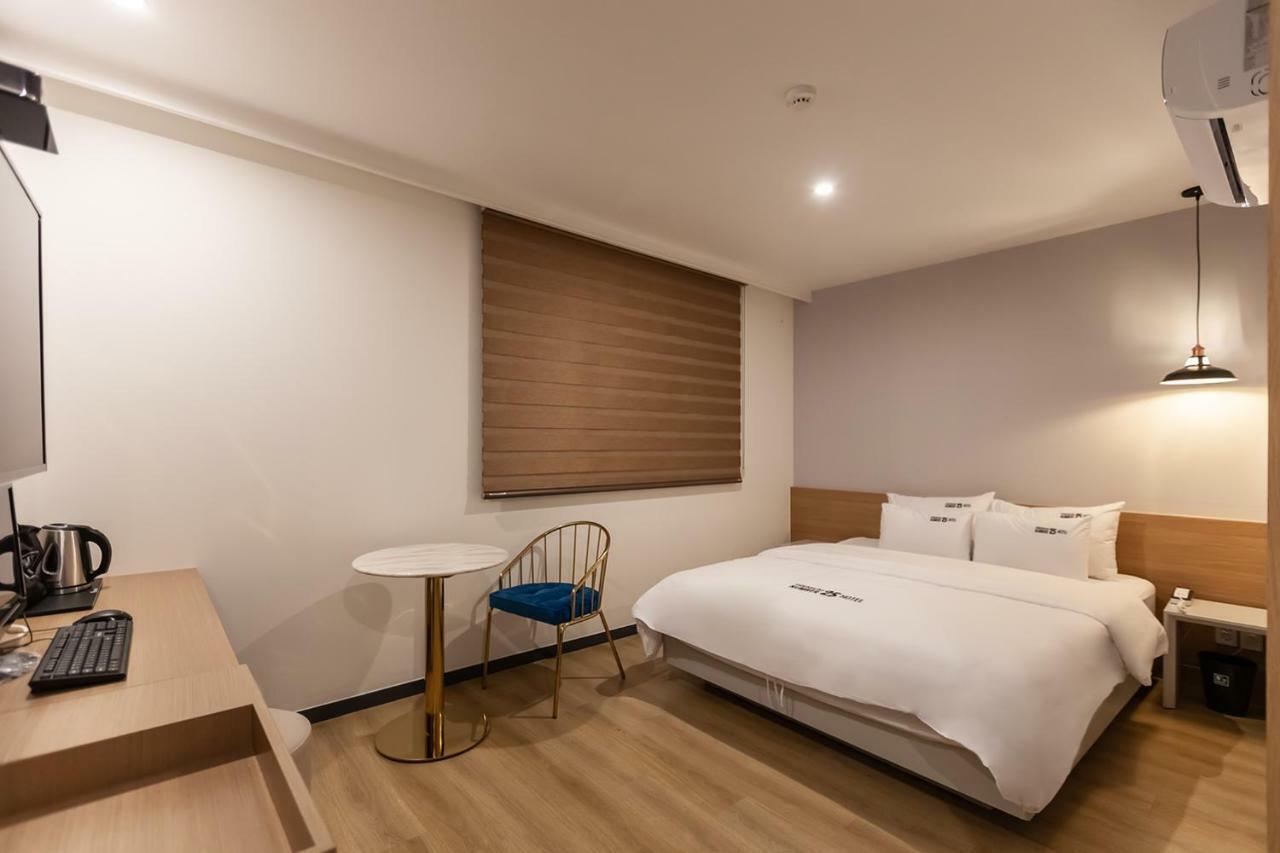 No.25 Hotel Busan Seomyeon Station Exteriör bild